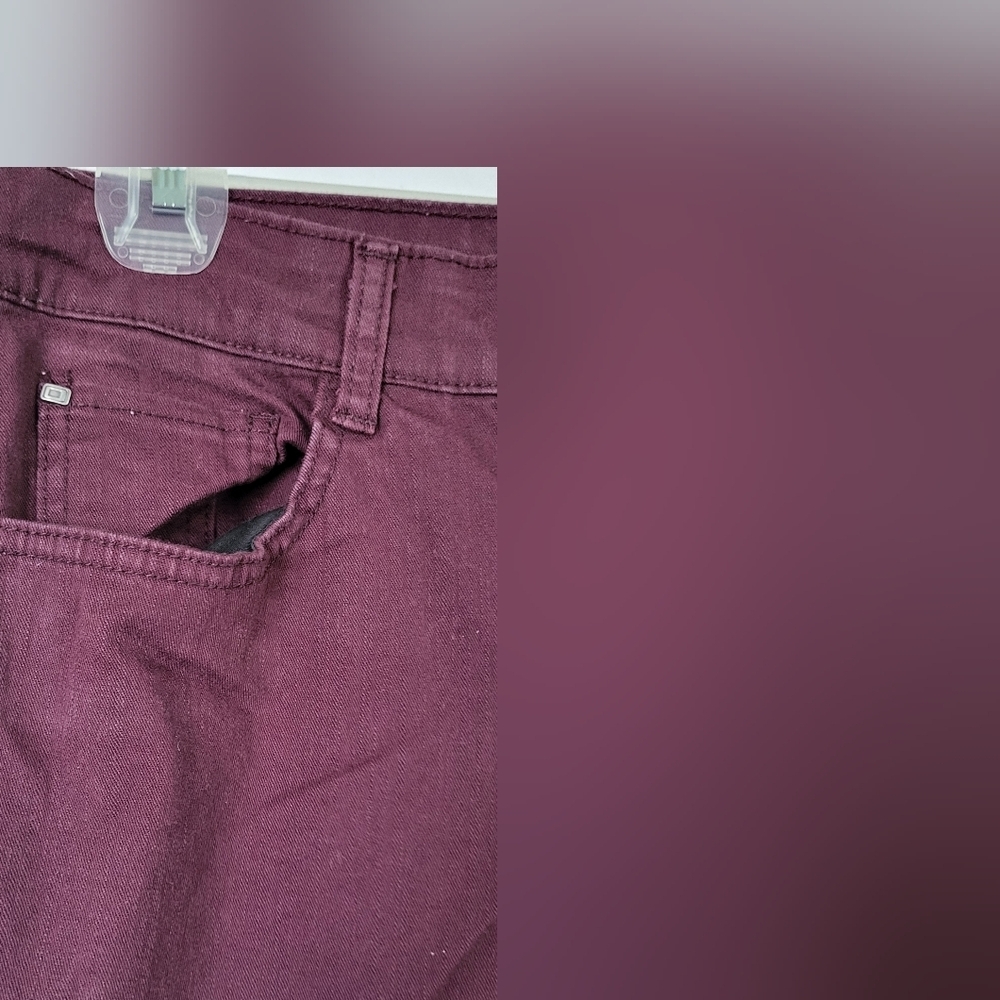 Bandolino Womens 12 Maroon Jeans Carloine Fit - Picture 4 of 8